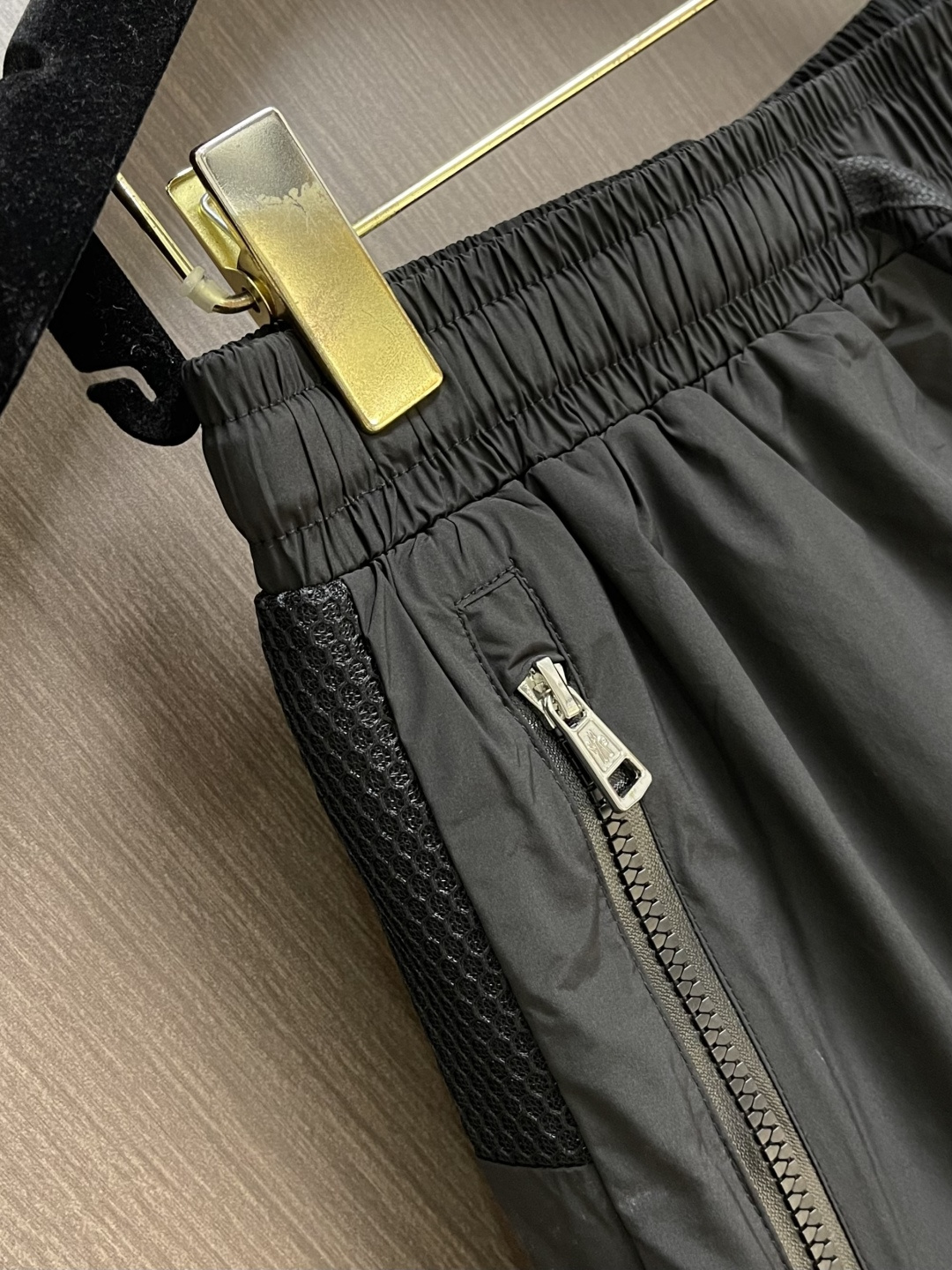 Moncler 2026ss新款短裤速干裤 高订制原版五金！上身效果超正，腿部线条完全得到彰显，全客供进