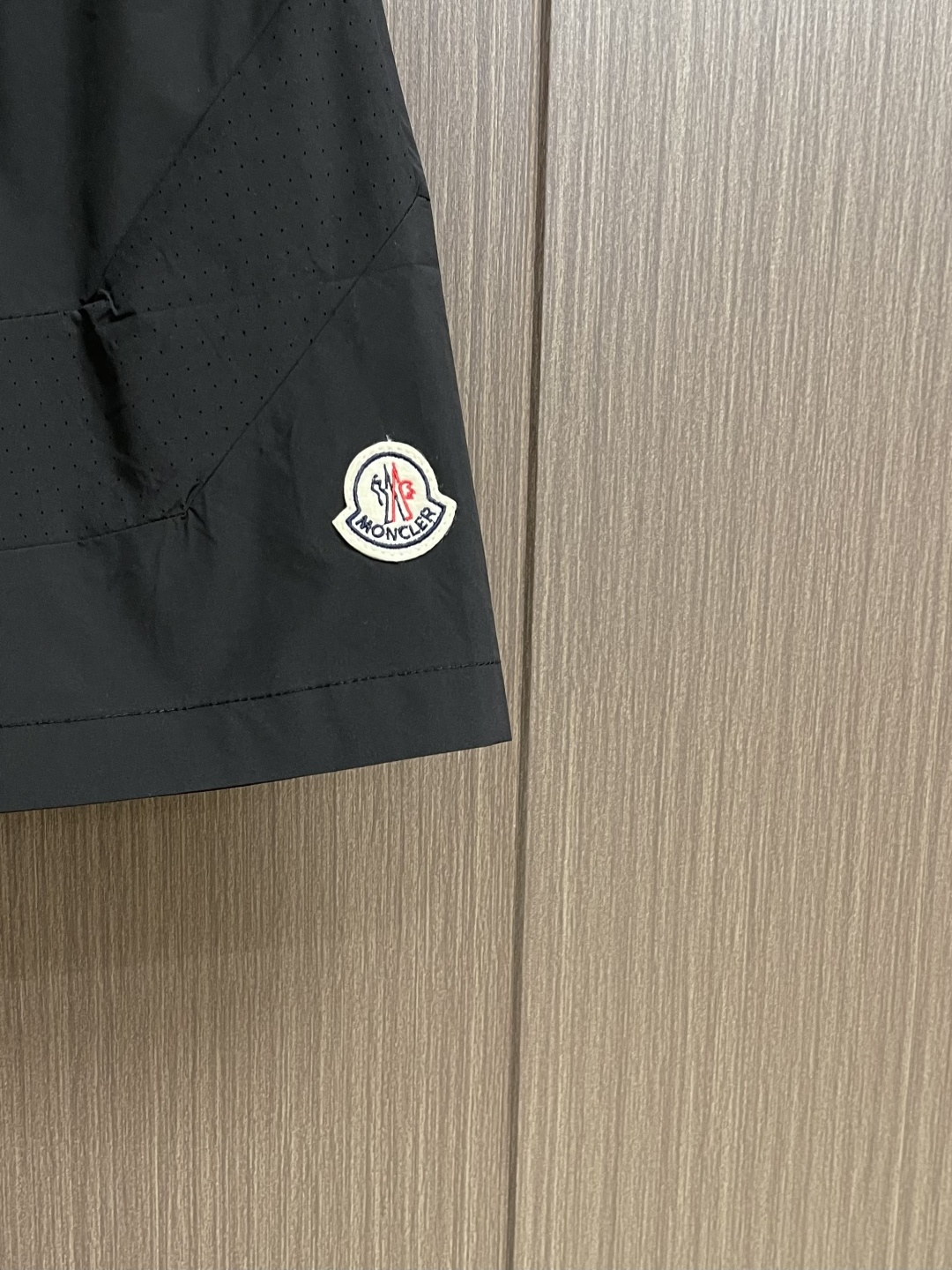 Moncler 2026ss新款短裤速干裤 高订制原版五金！上身效果超正，腿部线条完全得到彰显，全客供进