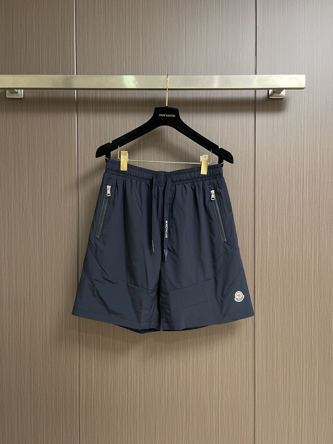 Moncler 2026ss新款短裤速干裤 高订制原版五金！上身效果超正，腿部线条完全得到彰显，全客供进