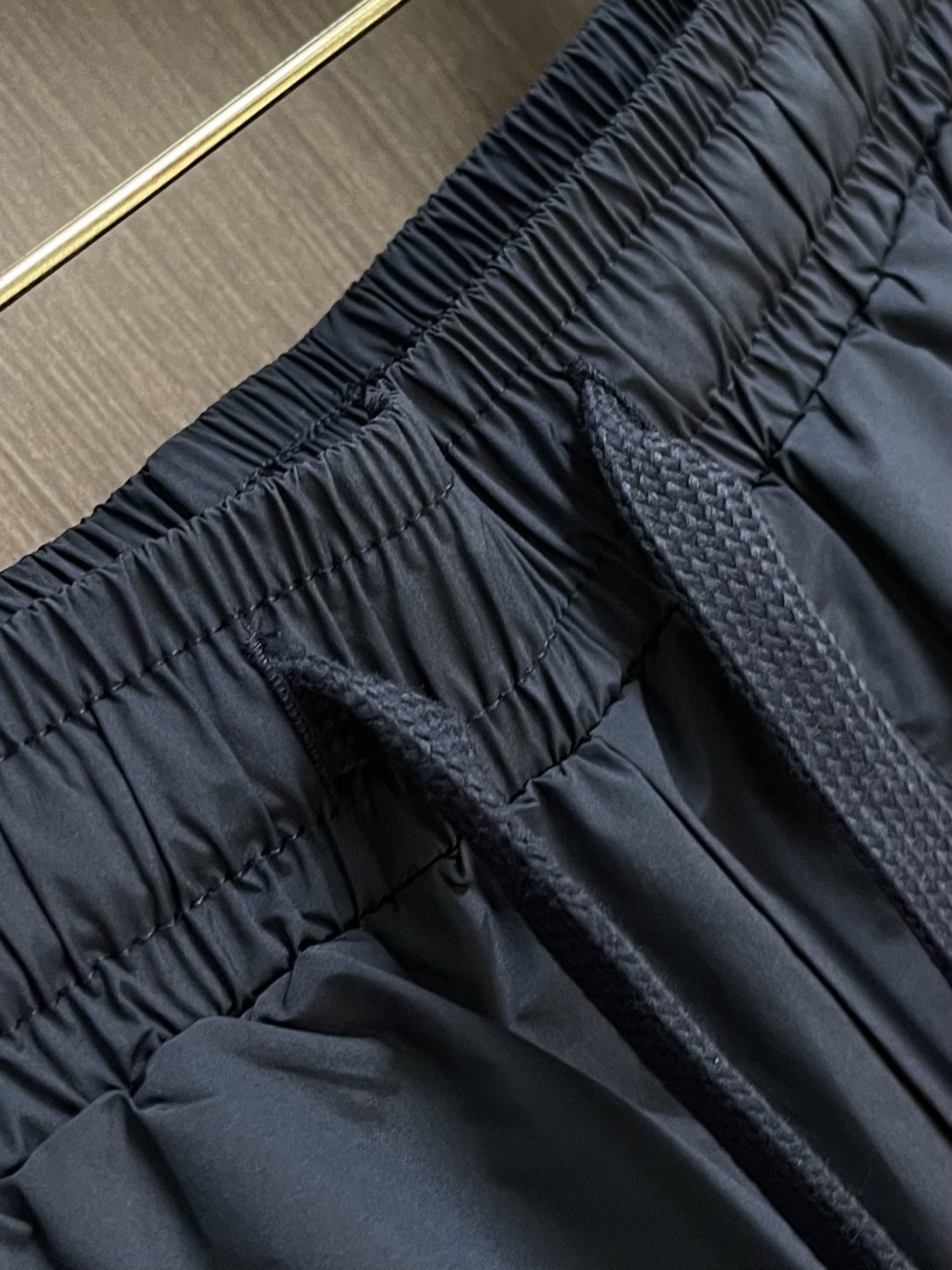 Moncler 2026ss新款短裤速干裤 高订制原版五金！上身效果超正，腿部线条完全得到彰显，全客供进