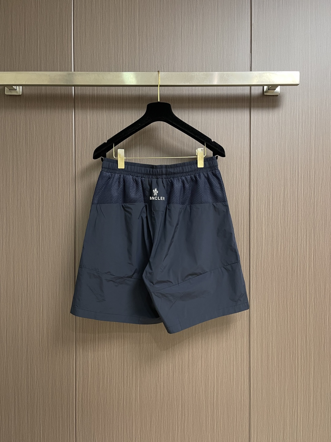 Moncler 2026ss新款短裤速干裤 高订制原版五金！上身效果超正，腿部线条完全得到彰显，全客供进