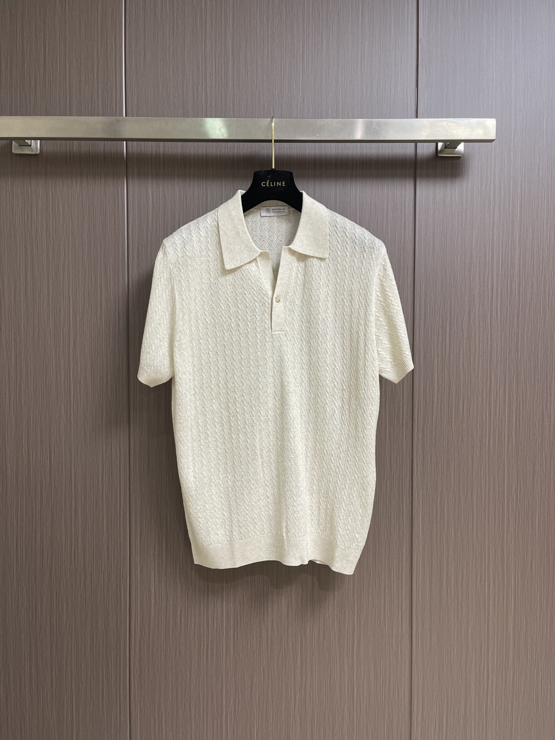 NO:827583,High version Brunello Cucinelli BC 2026SS new summer product, one-button short-sleeved knitted POLO shirt. Customer-supplied fabrics, stable and breathable structure. Exquisite knitted jacquard, can be washed without deformation. Sizes M-3XL  Bust 114, shoulder width 48, length 70, 3XL size, bust 118, shoulder width 50, length 71, men's clothing, brunello cucinelli, T-shirt,19860909高版Brunello Cucinelli BC 2026SS夏季新品,一粒扣短袖针织POLO衫.客供面料,结构稳定更透气.精致针织提花, 随便洗涤不变形.尺码M-3XL  M码 胸围102肩宽42 衣长64 L码 胸围106肩宽44 衣长66  XL码 胸围110肩宽46 衣长68 XXL码 胸围114肩宽48 衣长70 3XL码 胸围118肩宽50 衣长71,男装,brunello cucinelli,T-shirt,,Women's clothing