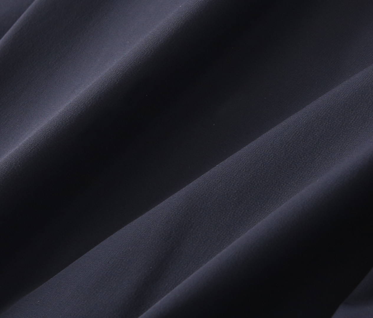 🌾lP🆕诺悠翩雅2026早春新款立领夹克外套，众多明星都爱穿的时尚百搭单品！喜欢经典简约的朋友,一定不能