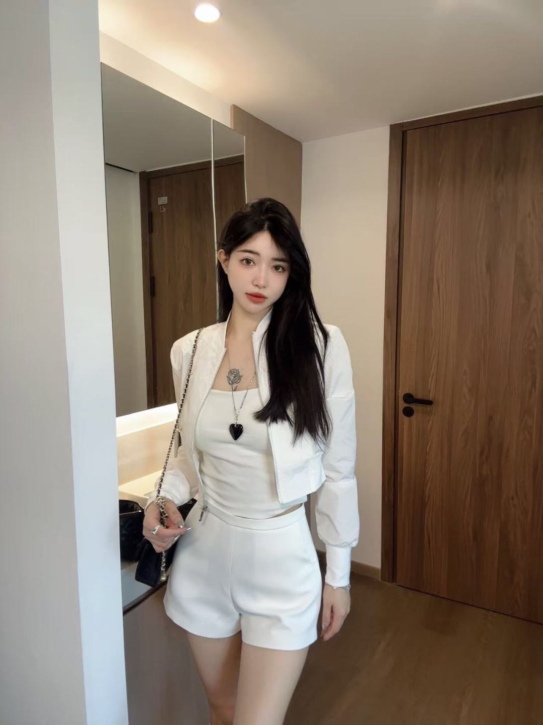 P552 HIGH-QUALITY WOMEN’S CLOTHING WITH PACKAGINGS OF VAN SHY. NEW SUNSCREEN - 图片 3