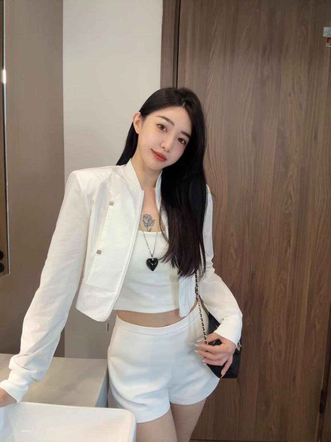 P552 HIGH-QUALITY WOMEN’S CLOTHING WITH PACKAGINGS OF VAN SHY. NEW SUNSCREEN - 图片 5