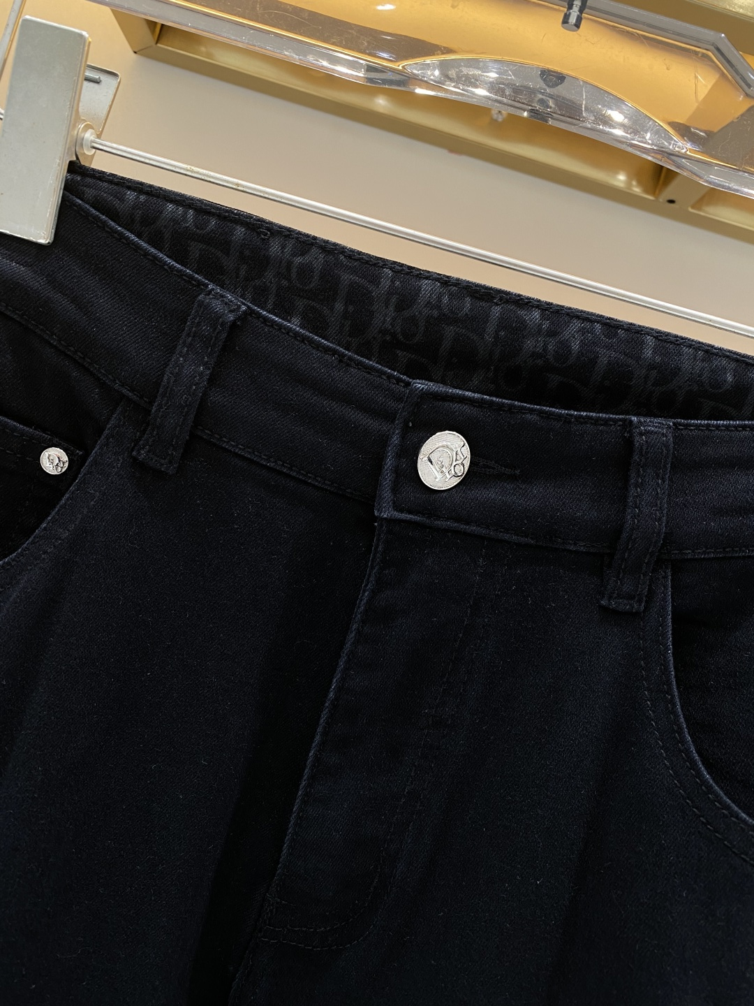 支持年后售后✅《𝙉𝙚𝙬🖤❤️迪家》2026最新品牛仔裤 专柜热销款 品味与价值共享 身穿着非常舒适 低调