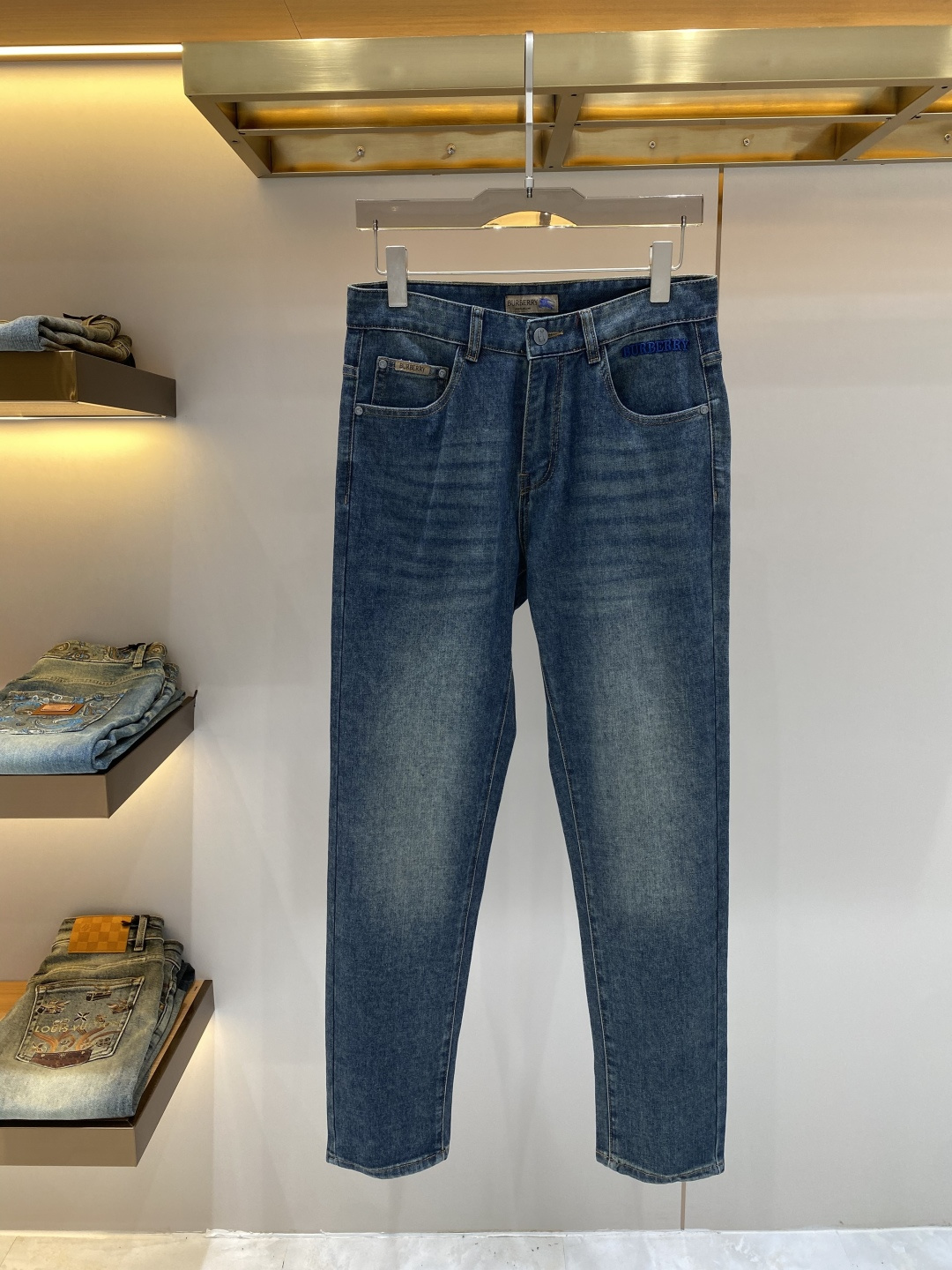 支持年后售后✅ 《𝙉𝙚𝙬🖤❤️巴家》2026春款水洗休闲牛仔裤，进口原版水洗弹力面料，舒适有弹性，独特设