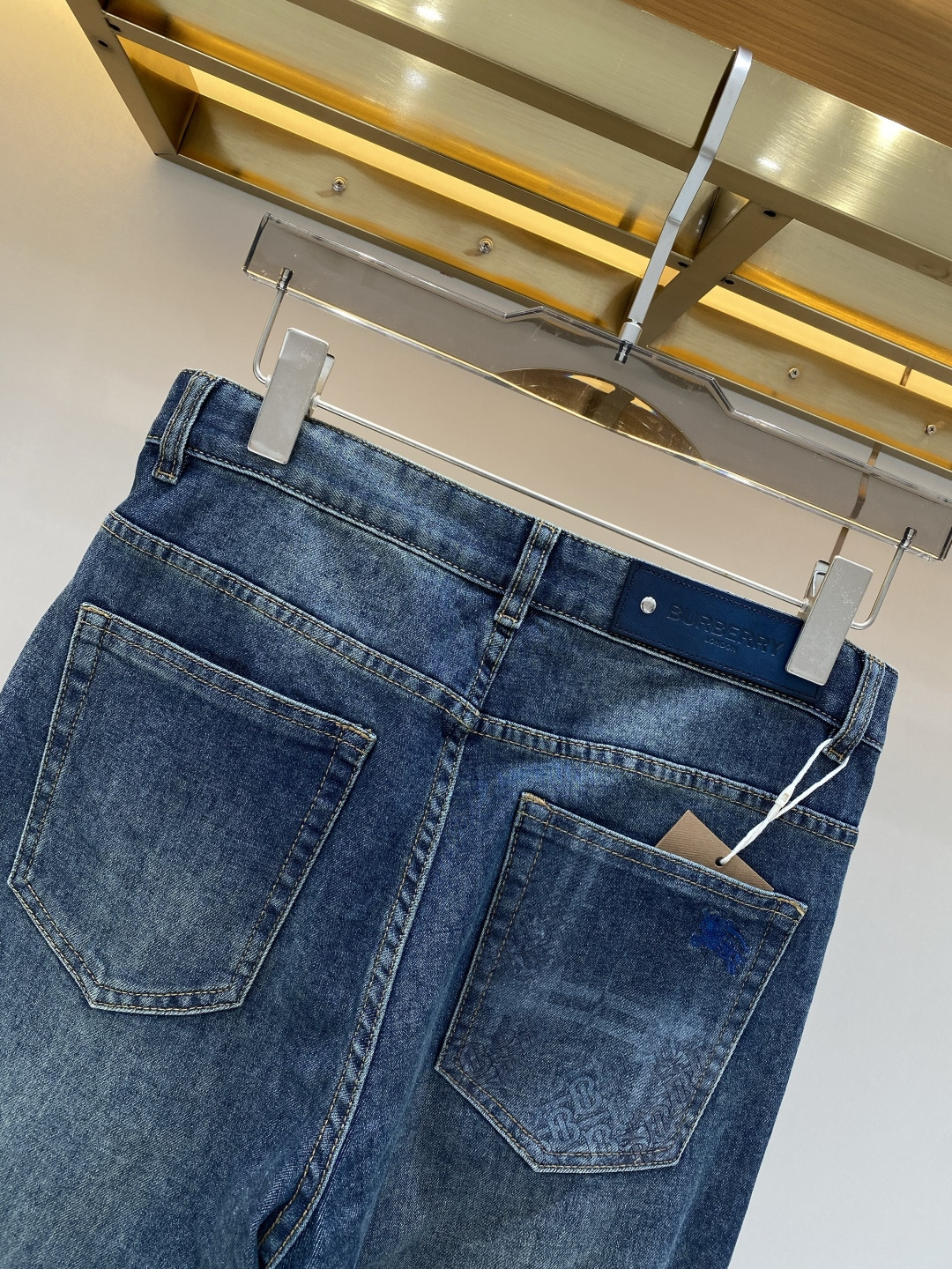 支持年后售后✅ 《𝙉𝙚𝙬🖤❤️巴家》2026春款水洗休闲牛仔裤，进口原版水洗弹力面料，舒适有弹性，独特设