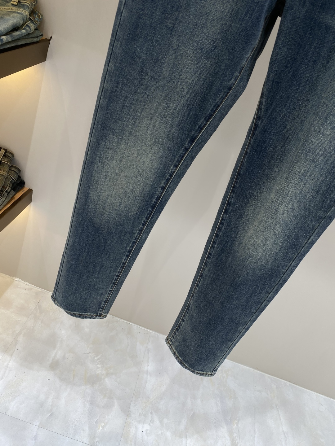 支持年后售后✅ 《𝙉𝙚𝙬🖤❤️alo 家》2026春款水洗休闲牛仔裤，进口原版水洗弹力面料，舒适有弹性，