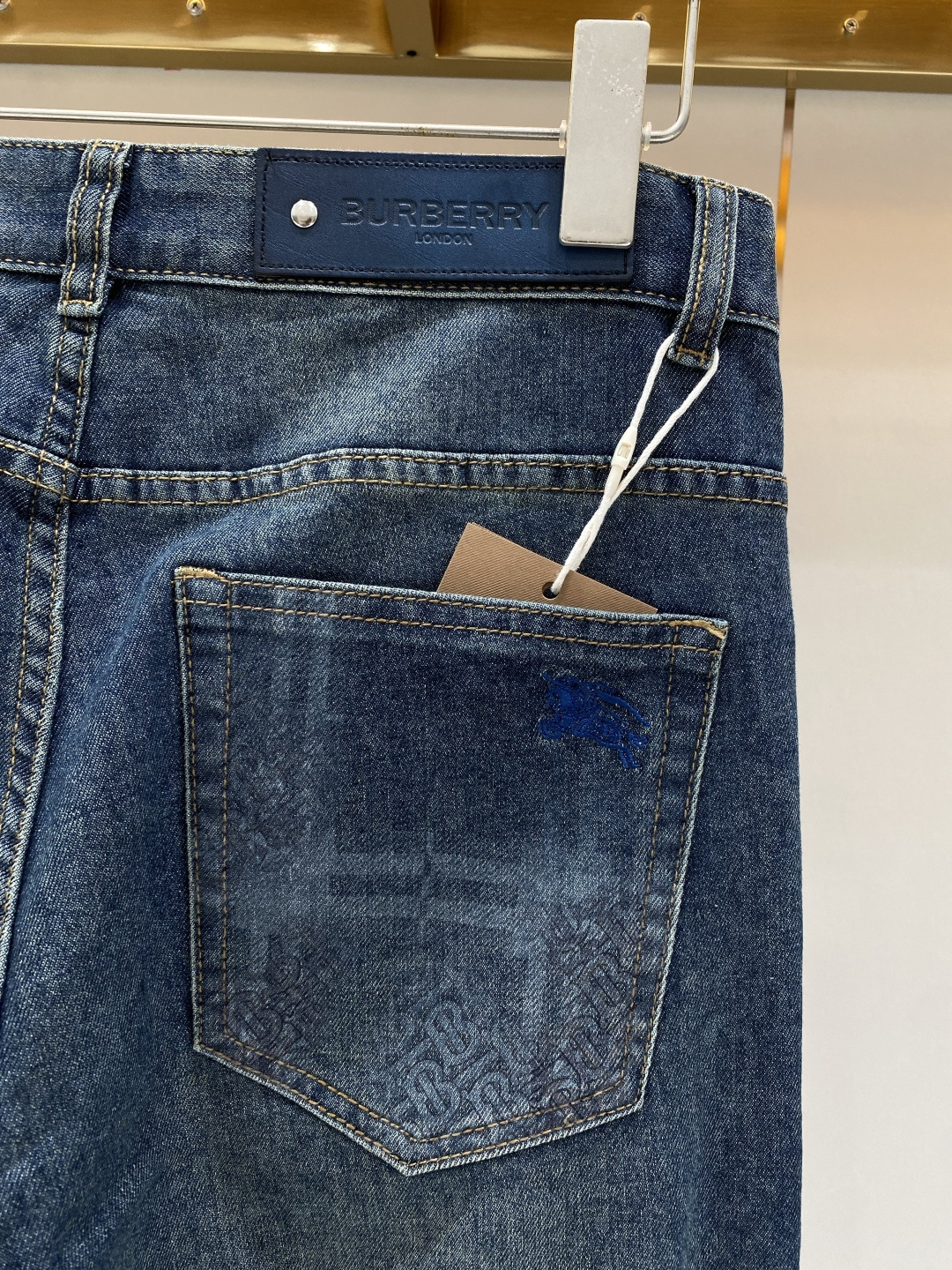 支持年后售后✅ 《𝙉𝙚𝙬🖤❤️巴家》2026春款水洗休闲牛仔裤，进口原版水洗弹力面料，舒适有弹性，独特设