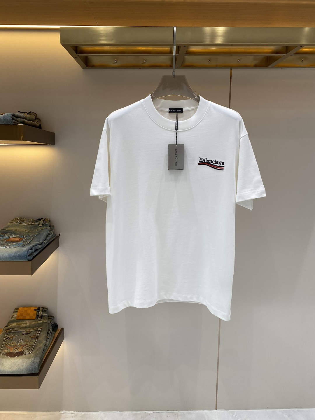 支持年后售后✅《𝙉𝙚𝙬🖤❤️巴黎家》2026新款首发专柜最新款短袖圆领T恤 高端订制 设计前卫时尚！刺绣