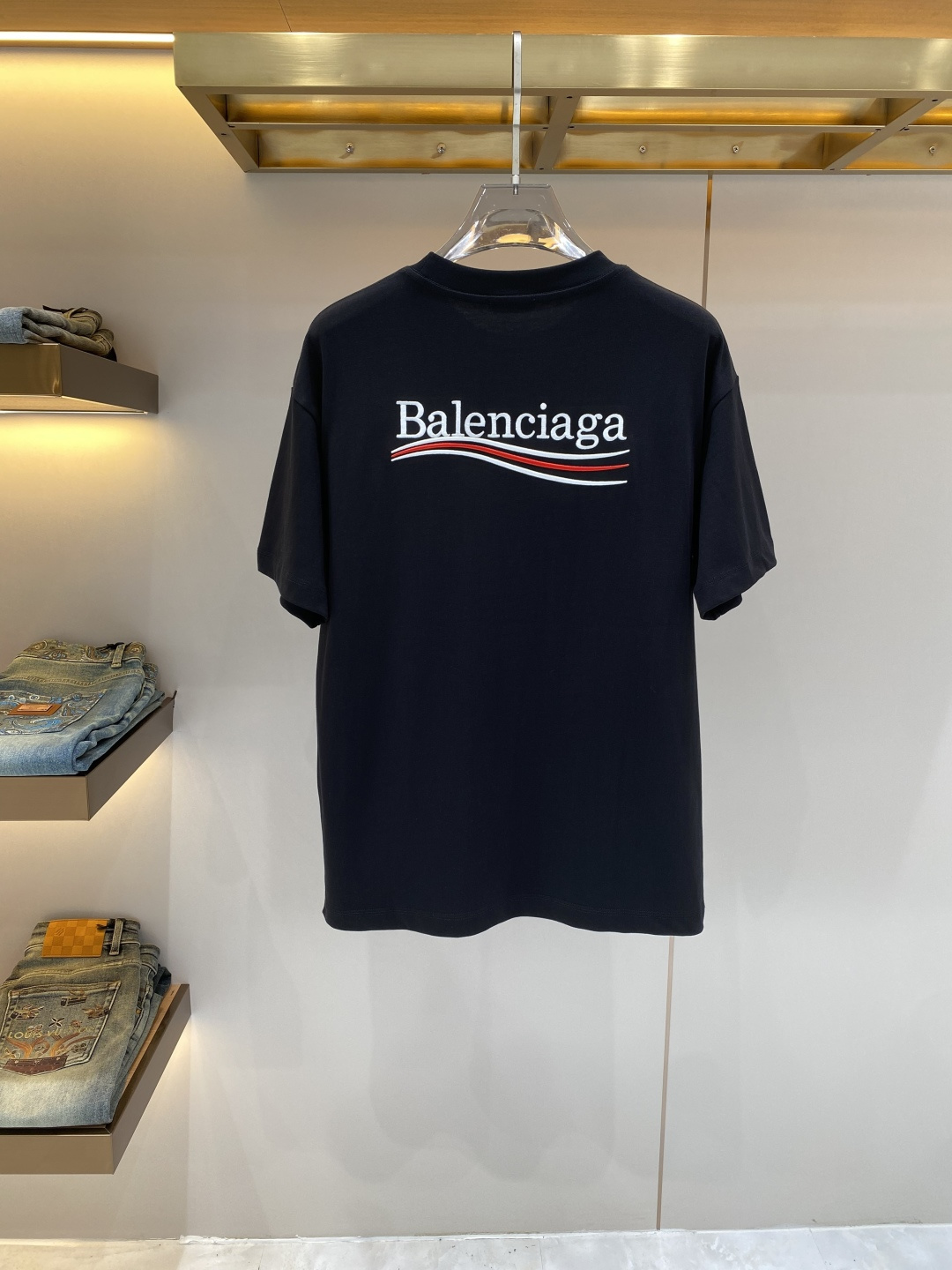 支持年后售后✅《𝙉𝙚𝙬🖤❤️巴黎家》2026新款首发专柜最新款短袖圆领T恤 高端订制 设计前卫时尚！刺绣