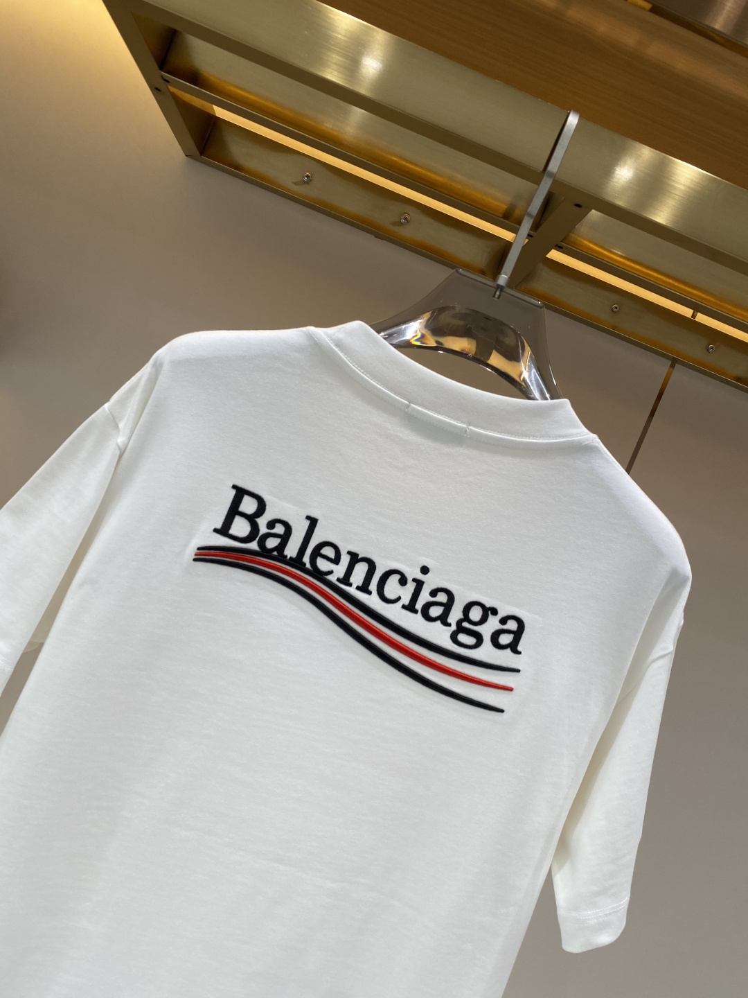 支持年后售后✅《𝙉𝙚𝙬🖤❤️巴黎家》2026新款首发专柜最新款短袖圆领T恤 高端订制 设计前卫时尚！刺绣