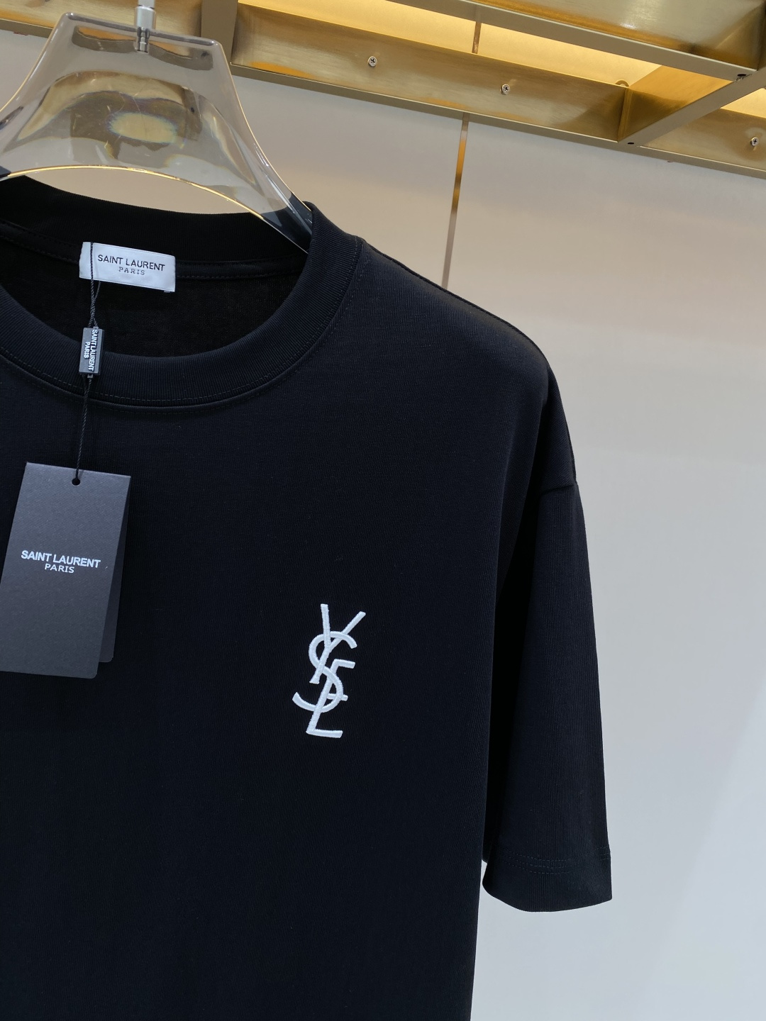 支持年后售后✅《𝙉𝙚𝙬🖤❤️圣罗家》2026短袖 顶级进口私货，高端字母短袖，时尚不失奢华 品质毋庸置疑