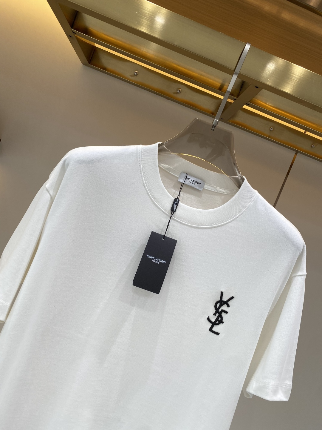 支持年后售后✅《𝙉𝙚𝙬🖤❤️圣罗家》2026短袖 顶级进口私货，高端字母短袖，时尚不失奢华 品质毋庸置疑