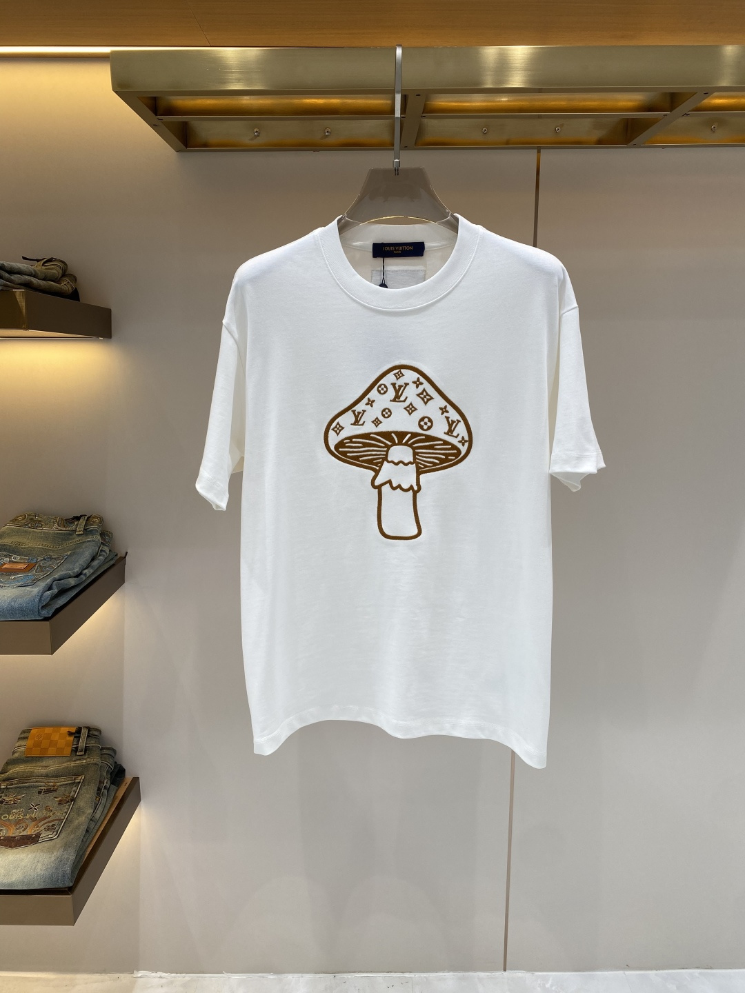 支持年后售后✅《𝙉𝙚𝙬🖤❤️驴家》2026短袖 顶级进口私货，高端字母短袖，时尚不失奢华 品质毋庸置疑 