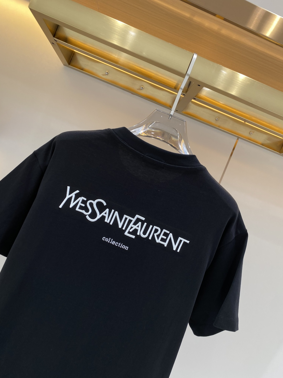支持年后售后✅《𝙉𝙚𝙬🖤❤️圣罗家》2026短袖 顶级进口私货，高端字母短袖，时尚不失奢华 品质毋庸置疑