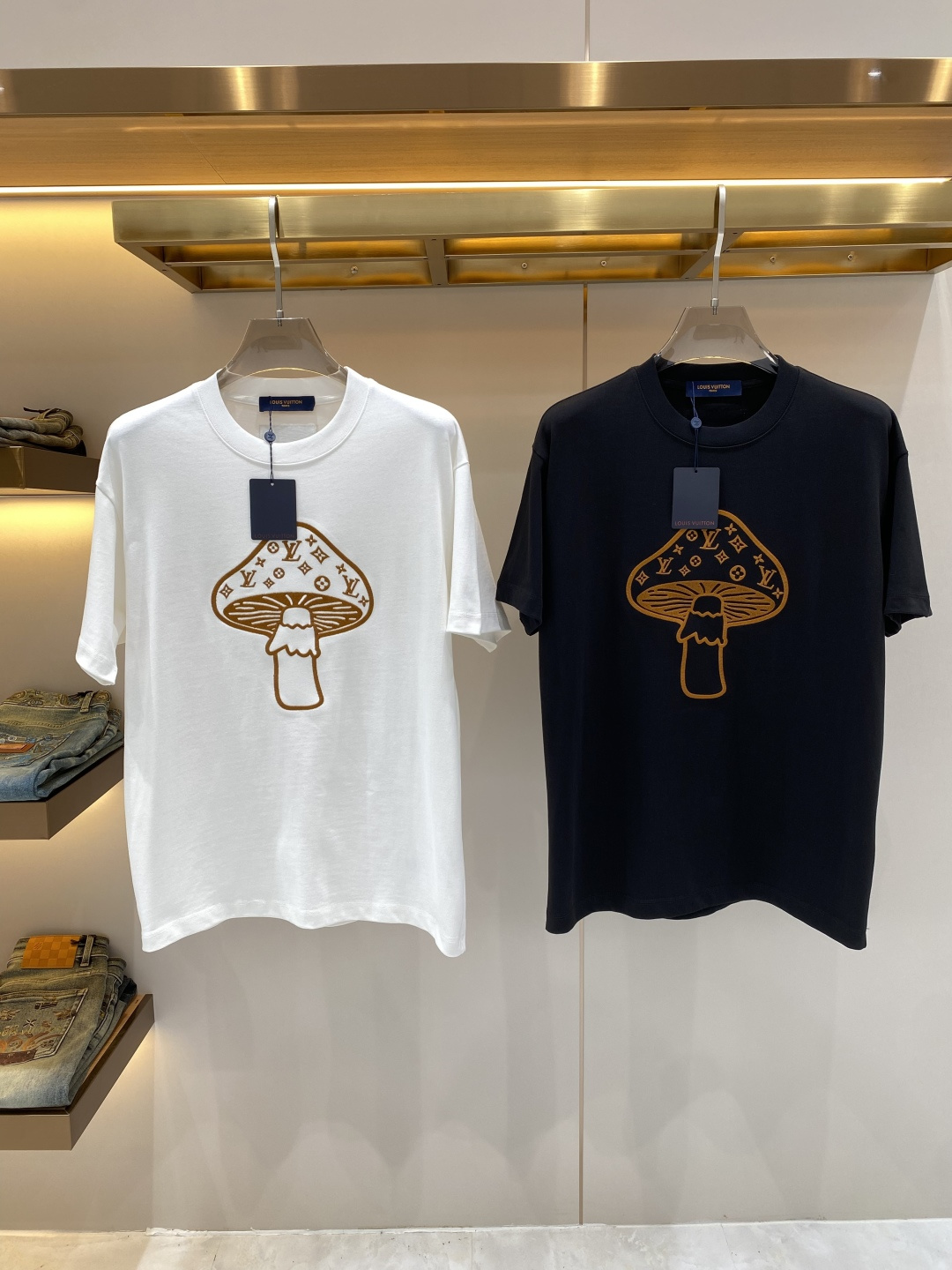 支持年后售后✅《𝙉𝙚𝙬🖤❤️驴家》2026短袖 顶级进口私货，高端字母短袖，时尚不失奢华 品质毋庸置疑 