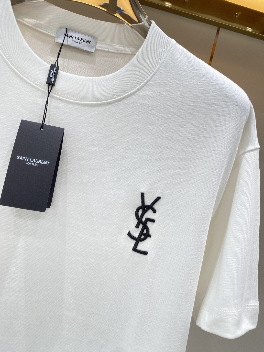支持年后售后✅《𝙉𝙚𝙬🖤❤️圣罗家》2026短袖 顶级进口私货，高端字母短袖，时尚不失奢华 品质毋庸置疑