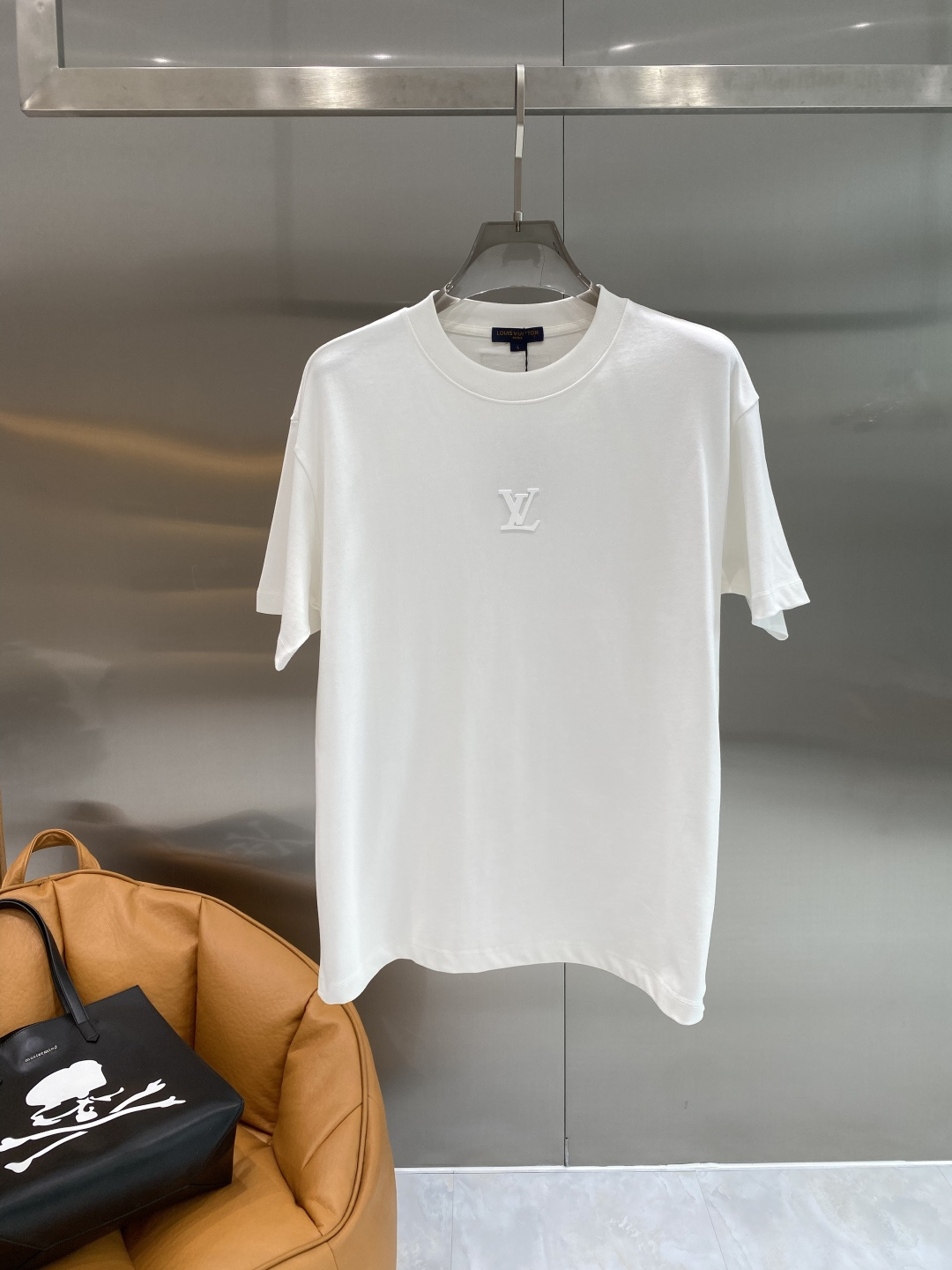 支持年后售后✅《𝙉𝙚𝙬🖤❤️驴家》2026短袖 顶级进口私货，高端字母短袖，时尚不失奢华 品质毋庸置疑 