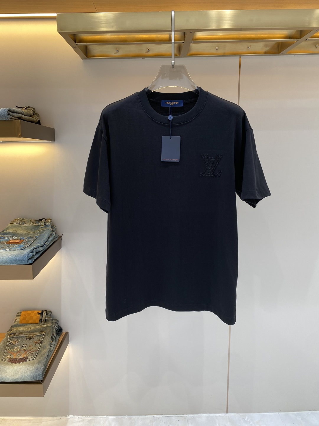 支持年后售后✅《𝙉𝙚𝙬🖤❤️驴家》2026短袖 顶级进口私货，高端字母短袖，时尚不失奢华 品质毋庸置疑 