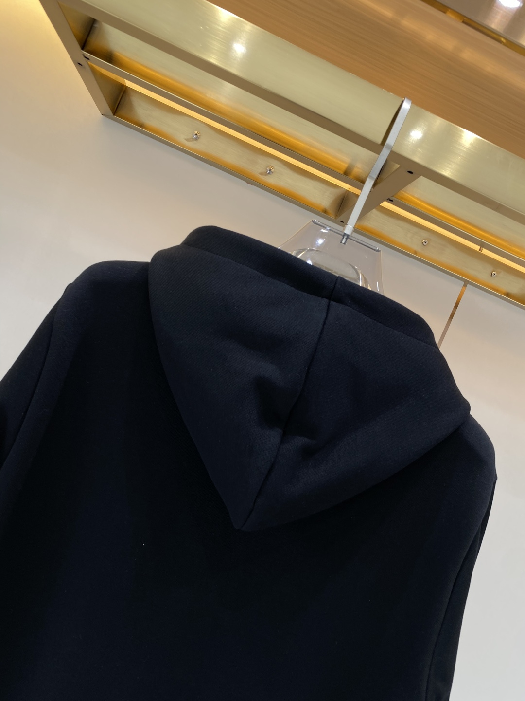 支持年后售后✅ 《𝙉𝙚𝙬🖤❤️古家》最新款卫衣，独家发售！原版复刻，独家设计，超强工艺！极其奢华！版型超