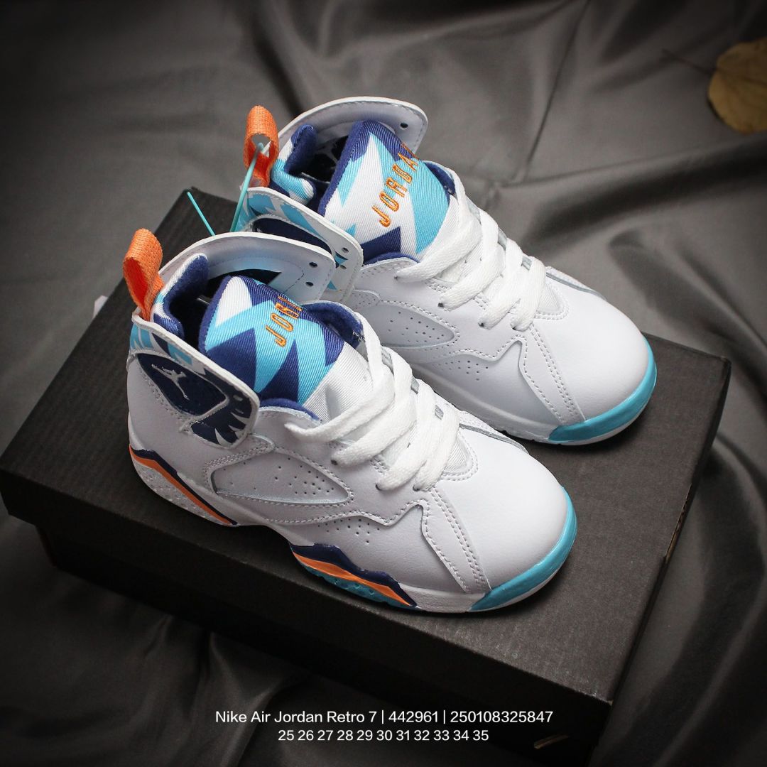 图片[9]-Jordan/乔丹 中大童学生的潮流童鞋❗️潮爹潮妈追寻的单品🎁采用贴膜牛培皮革鞋面材质，中底钢印及缜密拉帮效果❗️耐克乔丹Nike Air Jordan Retro 7乔丹AJ7代中帮复古休闲文化篮球鞋\” 442961 类型：童鞋 尺码：25 26 27 28 29 30 31 32 33 34 35-选品中心