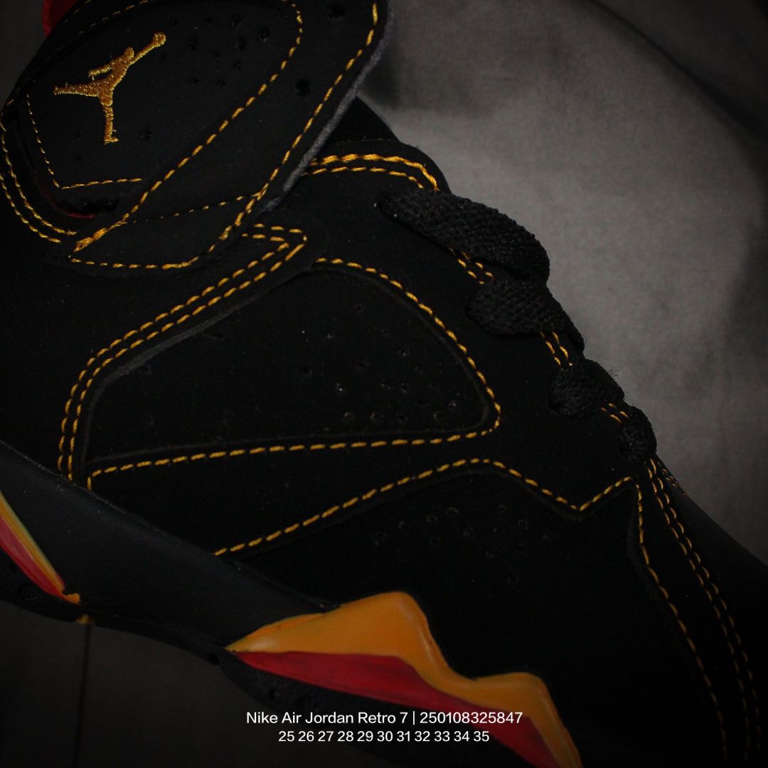 图片[6]-Jordan/乔丹 中大童学生的潮流童鞋❗️潮爹潮妈追寻的单品🎁采用贴膜牛培皮革鞋面材质，中底钢印及缜密拉帮效果❗️耐克乔丹Nike Air Jordan Retro 7乔丹AJ7代中帮复古休闲文化篮球鞋\” 类型：童鞋 尺码：25 26 27 28 29 30 31 32 33 34 35-选品中心