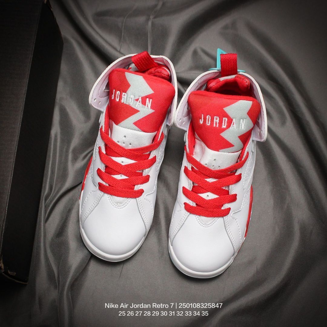 图片[8]-Jordan/乔丹 中大童学生的潮流童鞋❗️潮爹潮妈追寻的单品🎁采用贴膜牛培皮革鞋面材质，中底钢印及缜密拉帮效果❗️耐克乔丹Nike Air Jordan Retro 7乔丹AJ7代中帮复古休闲文化篮球鞋\” 类型：童鞋 尺码：25 26 27 28 29 30 31 32 33 34 35-选品中心
