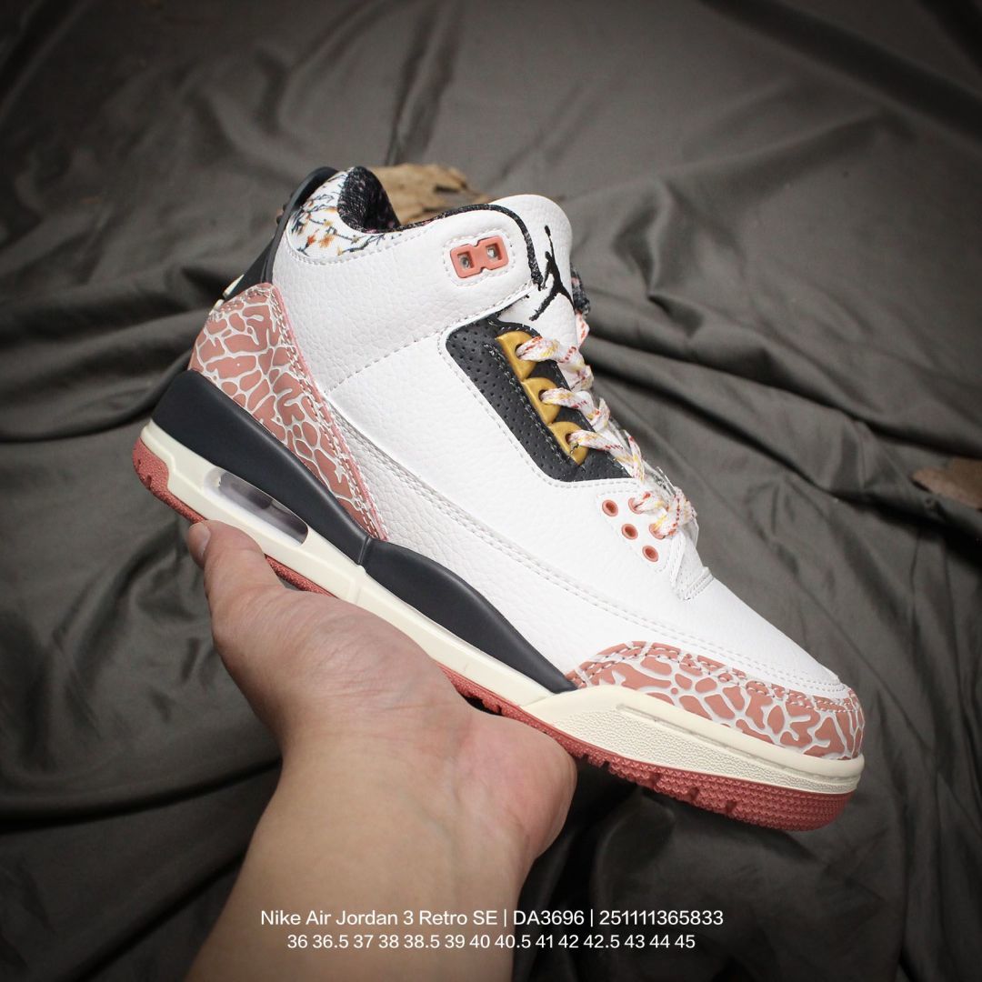 💰150
Jordan/乔丹 升级原楦原纸版数据开发版型,采用厚实帆布组合翻毛皮鞋面材质,缜密拉帮注胶效果❗耐克Nike Air Jordan 3 Retro SE"Muslin"迈克尔·乔丹AJ3代中帮复古休闲运动文化篮球鞋 DA3696
类型:男女鞋
码数:36 36.5 37 38 38.5 39 40 40.5 41 42 42.5 43 44 45
编码:251111365.833