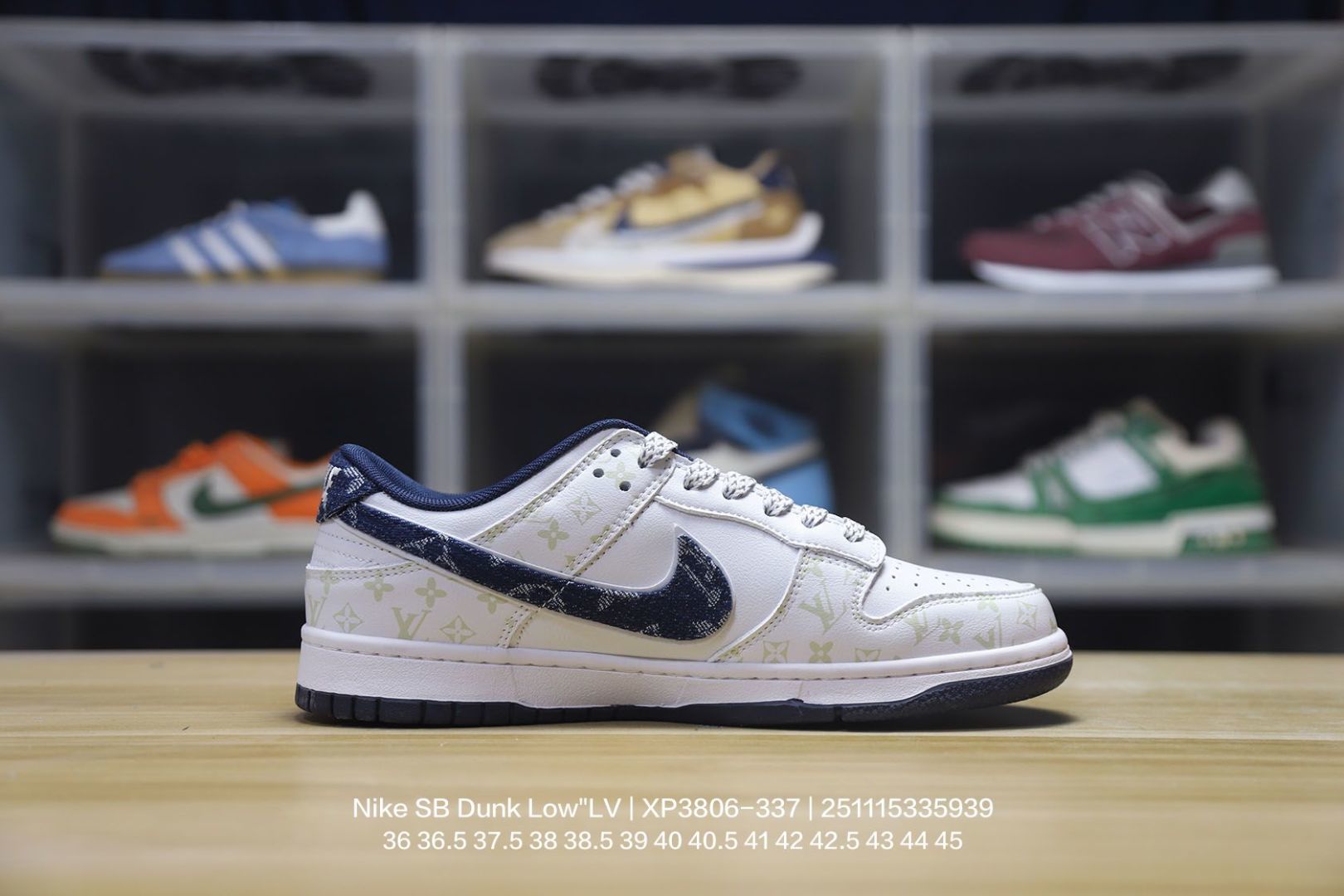 💰120
Nike/耐克 男女鞋真标半码制,全新更新数据窄楦翘头版型,采用荔枝纹牛剖革组合提花牛仔帆布鞋面材质,大厂水平严控清洁度,缜密拉帮中底布,鞋垫嵌EVA缓震物料及背胶,全新窄版翘头耐磨橡胶大底❗️创意定制配色,联乘法国顶级高奢品牌·路易威登Louis Vuitton x Nike SB Dunk Low"LV Monogram"扣篮系列低帮休闲运动滑板板鞋 XP3816-337
类型:男女鞋
码数:36 36.5 37.5 38 38.5 39 40 40.5 41 42 42.5 43 44 45
编码:251115335.939