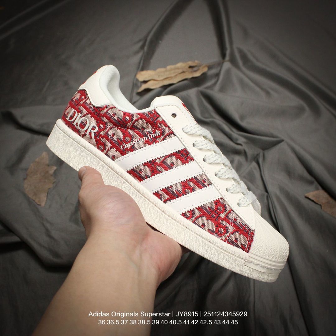 _dmv9s-ZzM9qfjvtgl4za90w1uFOkD1_5SC4mrrQ