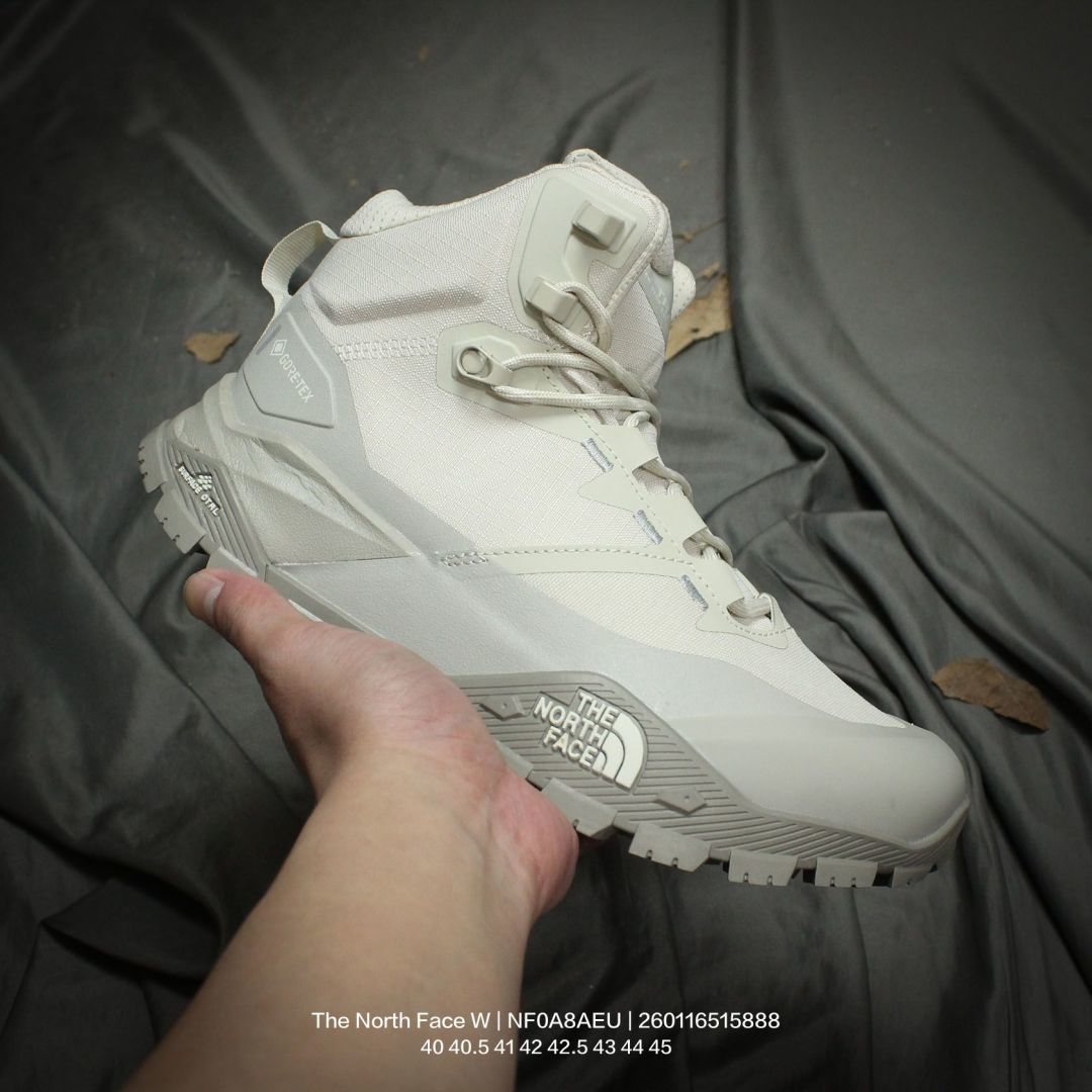 💰290公司级The North Face/北面/乐斯菲斯 男鞋，升级原楦原纸版开发版型，采用轻量网织物科技面料材质，中底REAM 泡沫橡胶物料，外置防滑橡胶大底❗️户外轻旅者鞋履,著名户外品牌-北面/The North Face W  系列中帮轻量厚底户外风休闲运动鞋 NF0A8AEU
类型：男鞋
码数：40 40.5 41 42 42.5 43 44 45