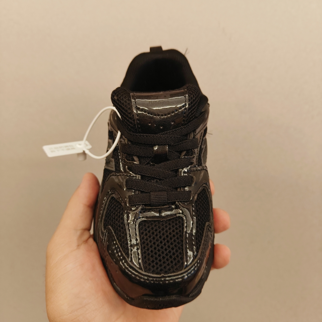 图片[4]-ＮＢ530亲子款软材质+魔术贴+防臭海波丽鞋店 尺码26-37 带来经典系列 经典的530系列！该系列传承了品牌的诸多优点，大胆创新！堪称经典系列里的经典，也是最为热门的系列！时隔一年，再次带来的童鞋，必属重磅～-选品中心