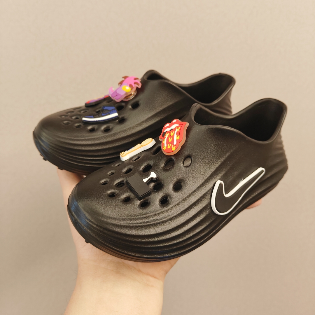 图片[7]-新款耐克 儿童。成人 可以发光带灯，夜晚走路会闪光 卡骆驰儿童洞洞鞋26-35码 （不要配件可减10元）儿童鞋陆续更新配色。。。。。 鞋子材质采用环保发泡一体成型，轻软舒适。全面贴合脚掌，拱桥足弓，回弹厚底～👍-选品中心