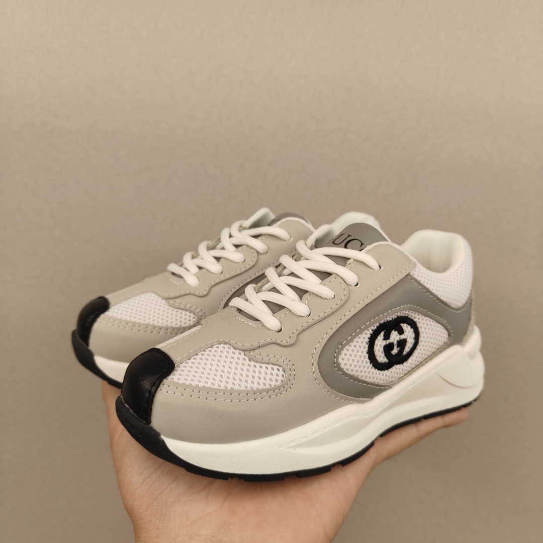 图片[7]-🌟现货🌟跑量款 Gucci Run儿童🧒系列运动鞋， 🔥🔥🔥古奇亲子系列🌹 🐢这一单品的设计从运动世界中汲取灵感 丝稠皮 互扣式双G 刺绣 儿童版更加精细-选品中心