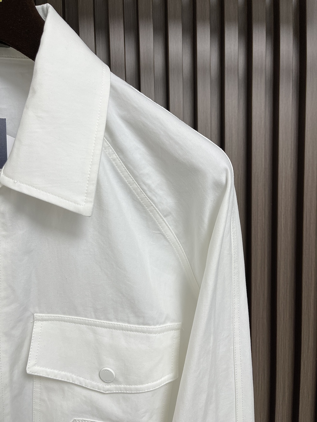 Dior and Hylton Nel White Cotton Twill Zip Shirt - Modern Casual Style 5 cmp i1741106208751 2507 0 2