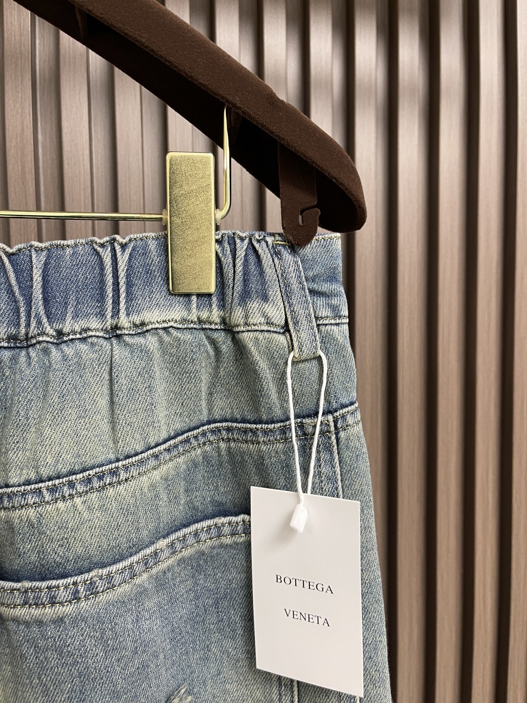 🛒🛒BV 高盎司做旧洗水破坏蓝色牛仔裤,高阶玩家玩品味的买手必入!!高盎司洗水破坏裤 面料市面绝无现货