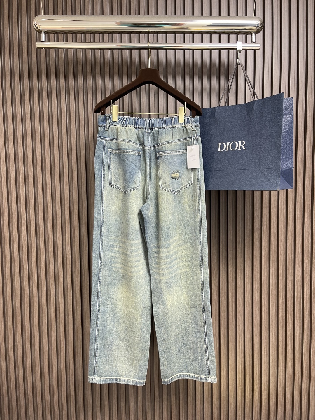 🛒🛒BV 高盎司做旧洗水破坏蓝色牛仔裤,高阶玩家玩品味的买手必入!!高盎司洗水破坏裤 面料市面绝无现货