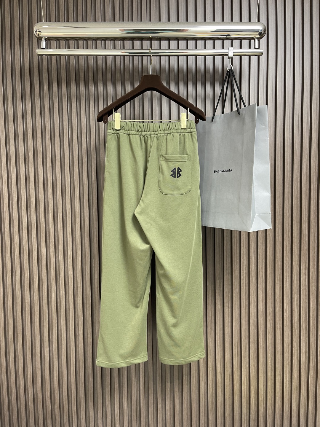 🛒🛒Balenciaga 2025SS早春新款直筒休闲卫裤，简约时尚新款定制面料，身穿手感舒适 低调不失