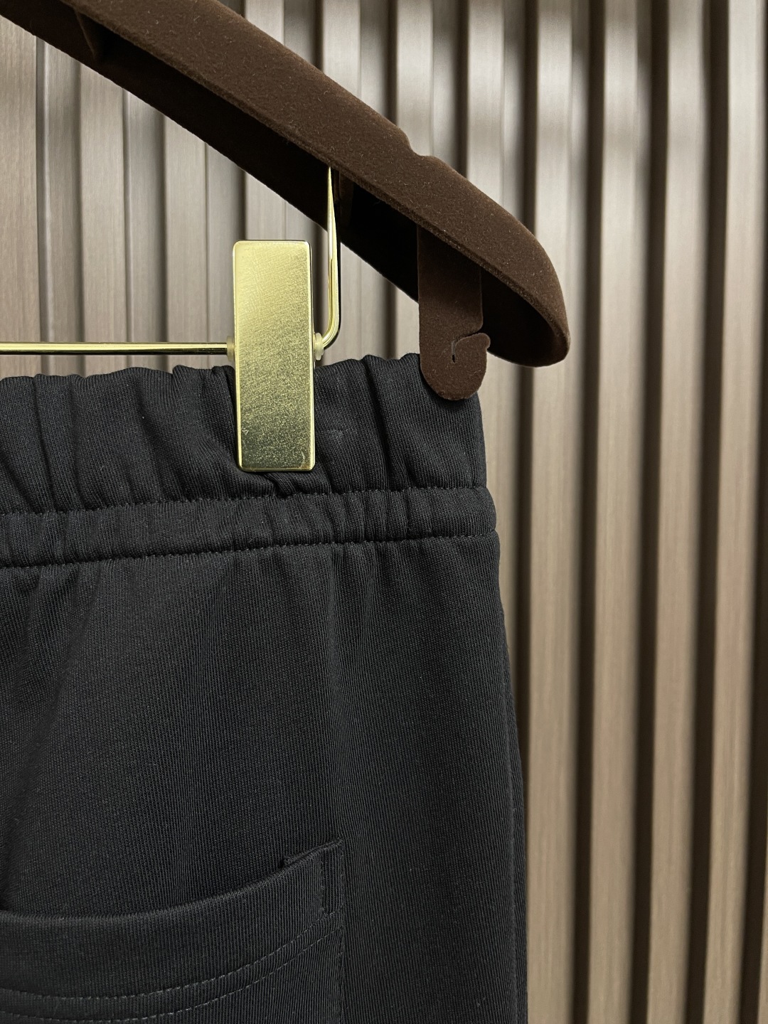 🛒🛒Balenciaga 2025SS早春新款直筒休闲卫裤，简约时尚新款定制面料，身穿手感舒适 低调不失