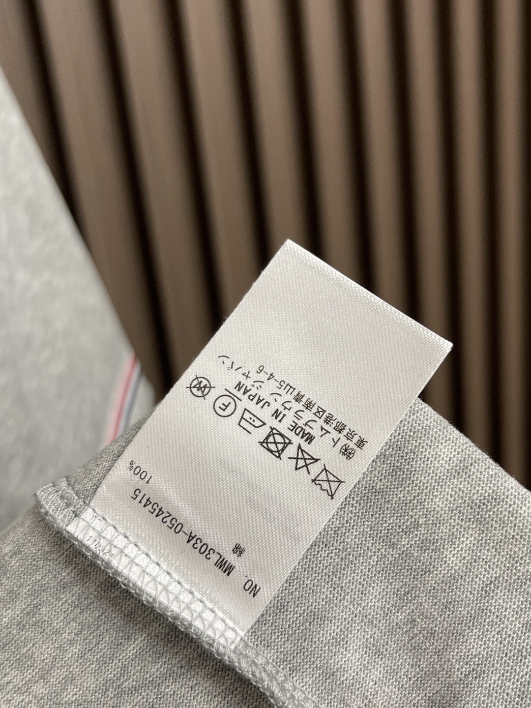 🛒🛒TB ThomBrowne汤姆布朗 双袖彩条Polo短袖POLO马球衫，定制三色彩带 领口螺纹面料 