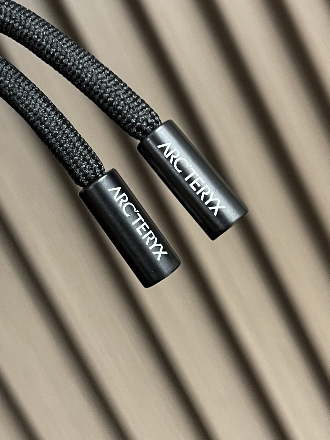 🛒🛒arcteryx 始祖鸟 2025ss早春新款休闲运动风格休闲裤，户外品牌可能大家第一想到的就是给人