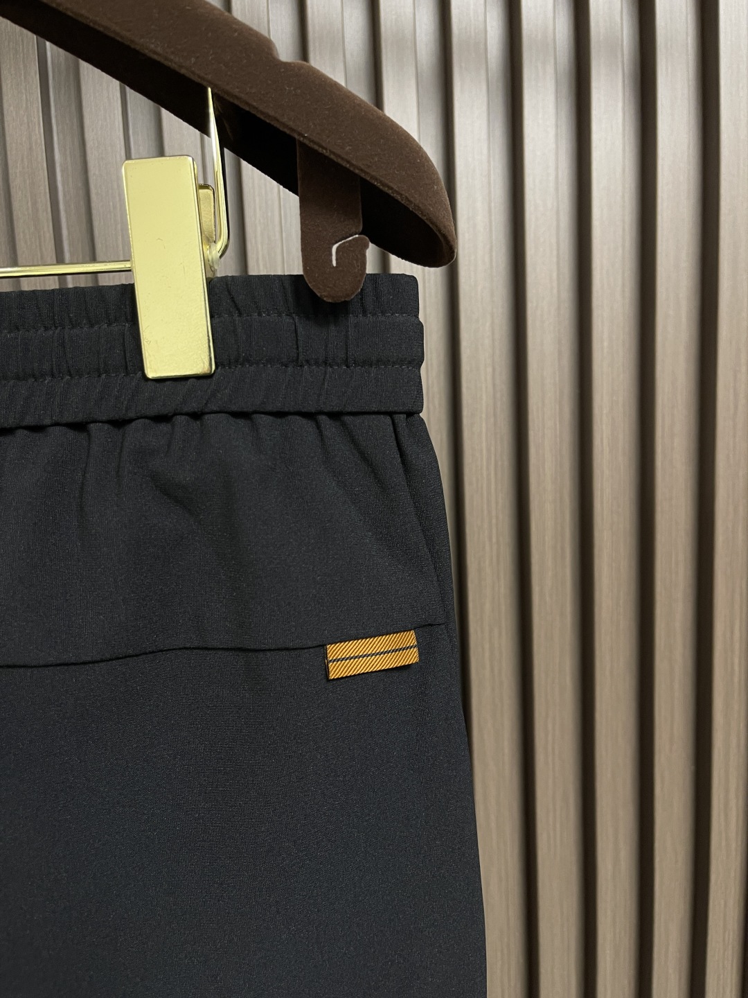 🛒🛒Ermenegildo Zegna 杰尼亚早春新品休闲裤，休闲裤作为随时随地男人都能穿搭的时尚单品，