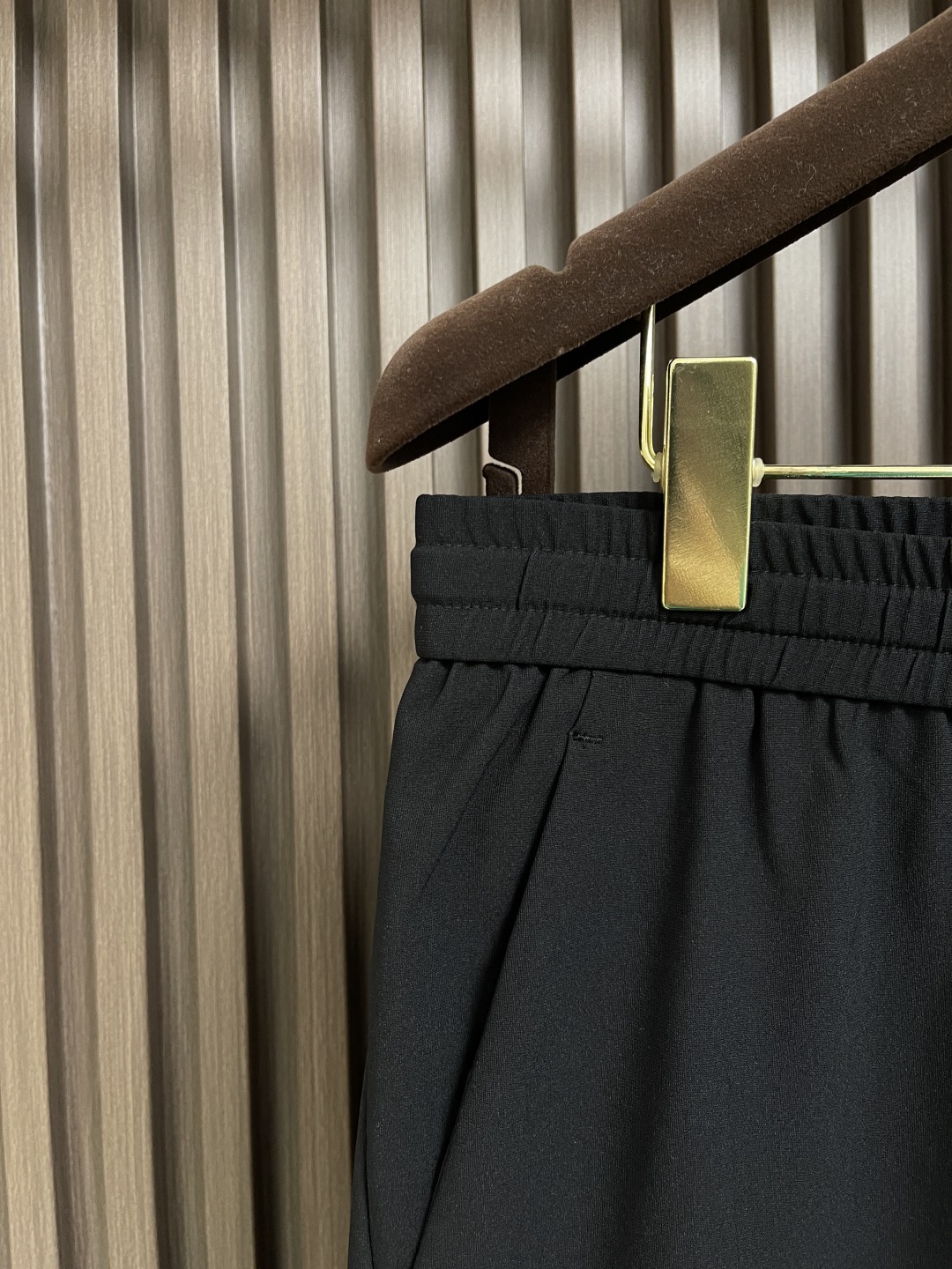 🛒🛒Ermenegildo Zegna 杰尼亚早春新品休闲裤，休闲裤作为随时随地男人都能穿搭的时尚单品，