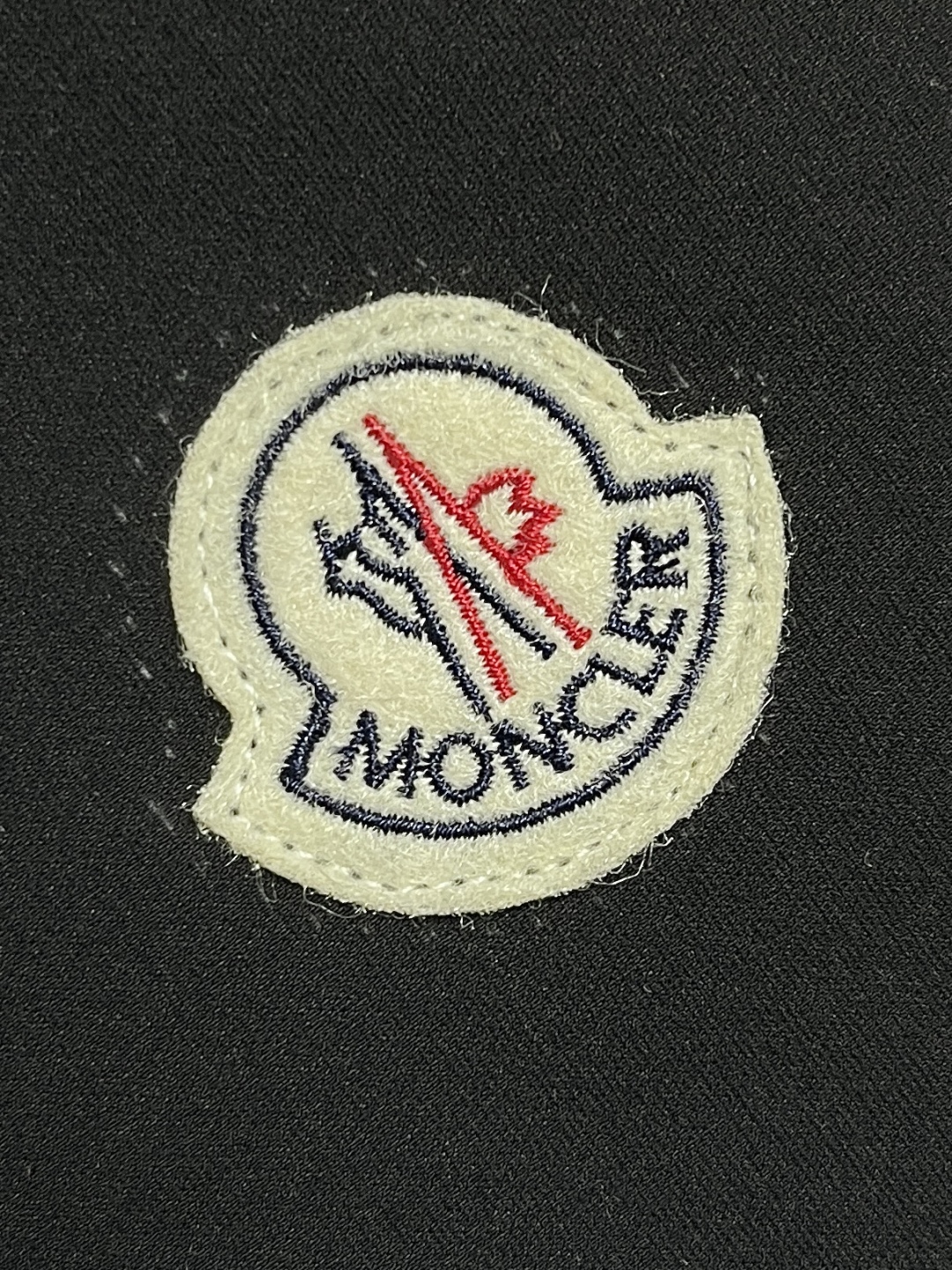 🛒🛒moncler 2025ss 夏季男士休闲五分短裤，抽绳松紧腰带，简约织带设计．定制舒适透气纯棉毛线