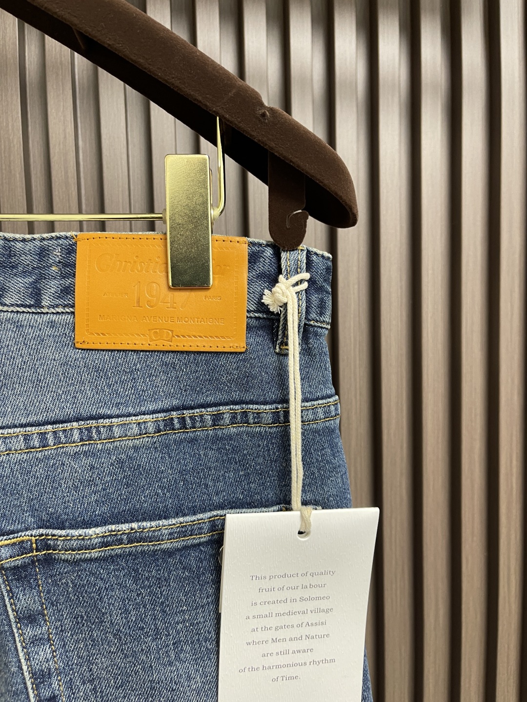 🛒🛒Dior 新款标识牛仔裤 进口土耳其纯棉牛仔牛面料 色泽靓丽，透气，修身版型 微弹力面料 随意百搭 