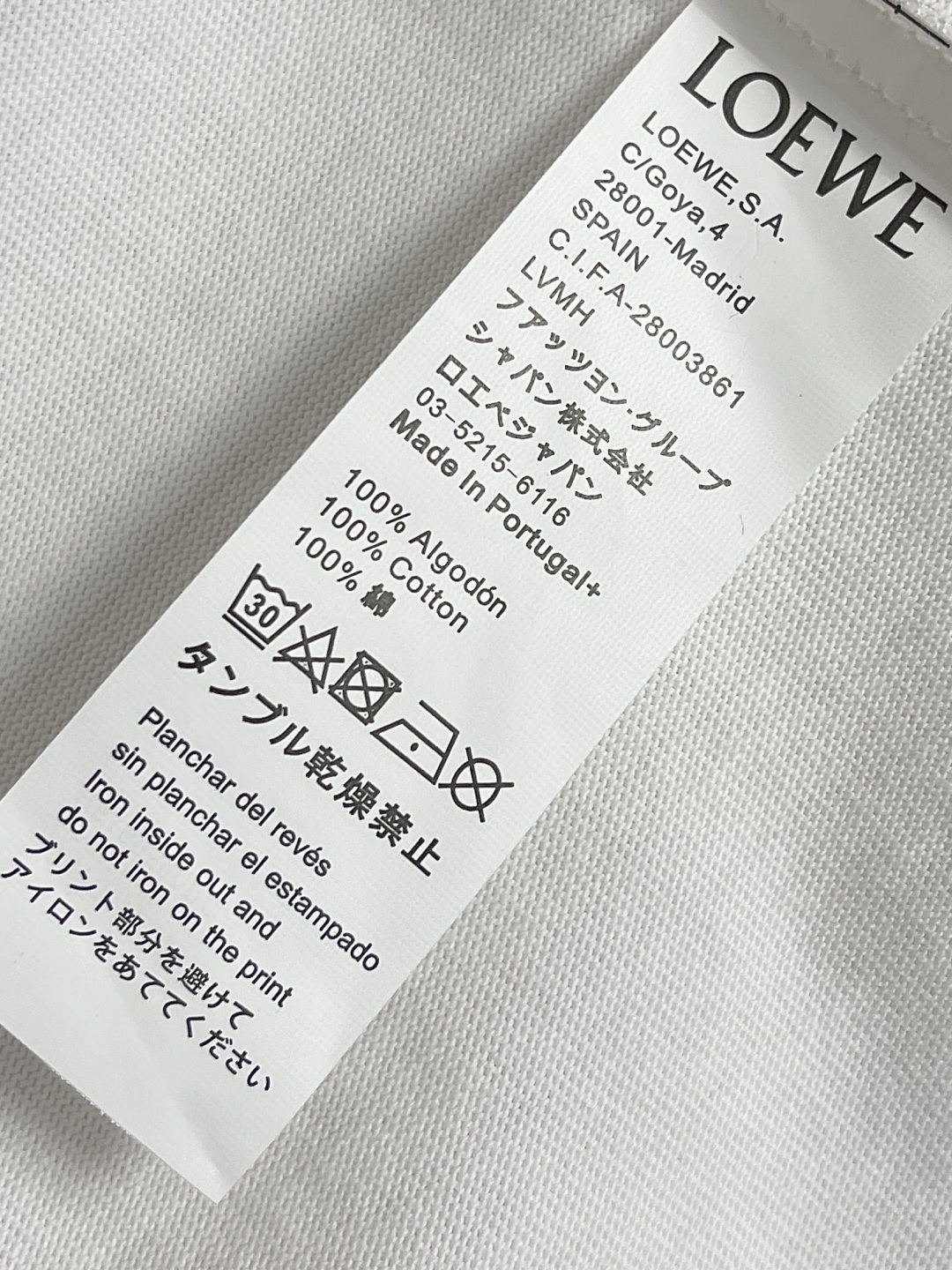 🛒🛒loewe 徽标撞色胶印logo短袖T恤,简约清新风格,彰显出高品格的气质,采用260g精梳棉面料,