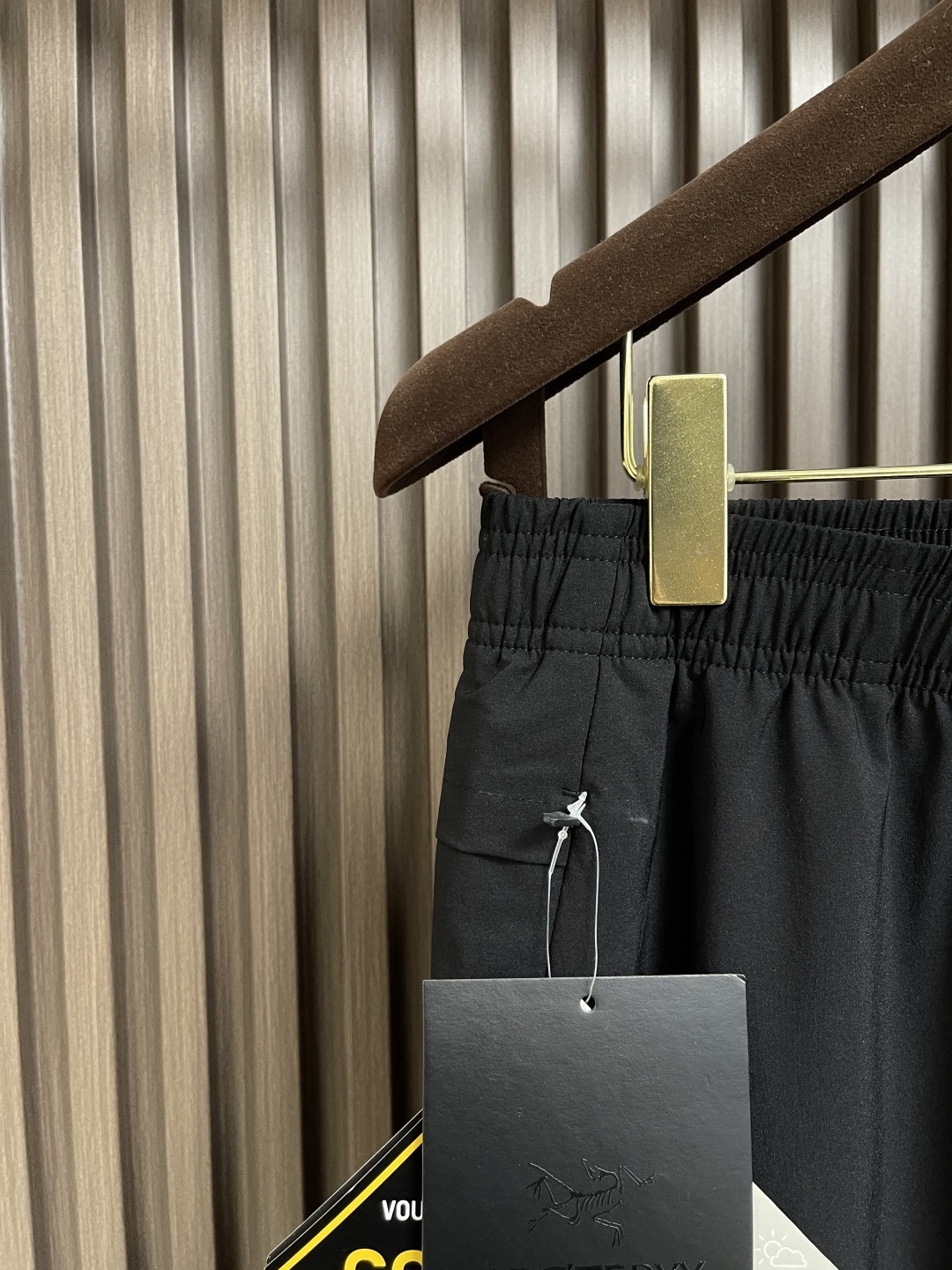 🛒🛒arcteryx 始祖鸟 2025ss早春新款休闲运动风格休闲裤,户外品牌可能大家第一想到的就是给人