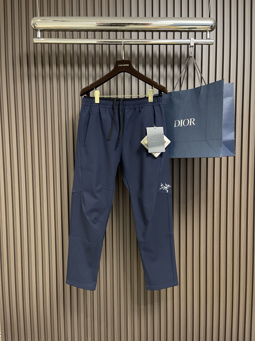 🛒🛒arcteryx 始祖鸟 2025ss早春新款休闲运动风格休闲裤,户外品牌可能大家第一想到的就是给人
